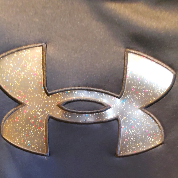 Black Under Armour. - Picture 2 of 4
